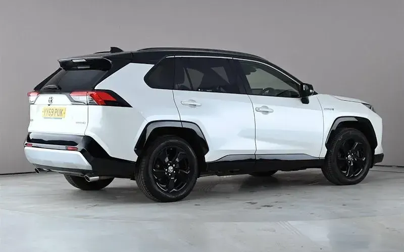 Używany Toyota RAV4 222 KM (163 kW) 2023 SUV