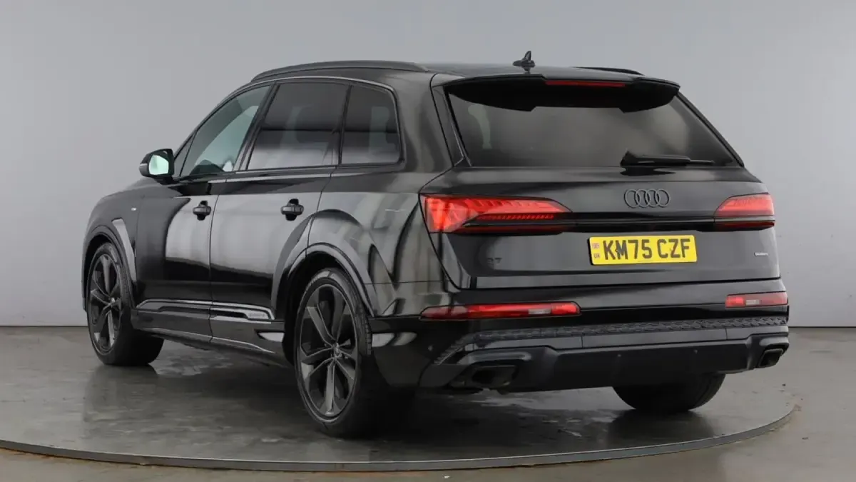 Used Audi Q7 Black Edition 281 HP (206 kW) 2025 Black SUV