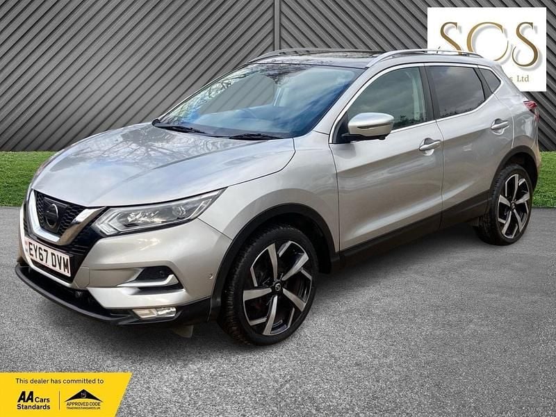 Used Nissan Qashqai Tekna 2017 Silver SUV