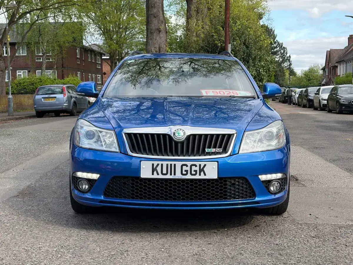 Begagnad Skoda Octavia vRS 200 HK (147 kW) 2011 Blå Kombi