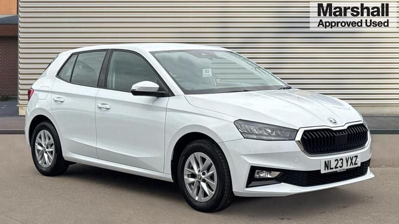 Used Skoda Fabia Comfort 80 HP (58 kW) 2023 White Hatchback