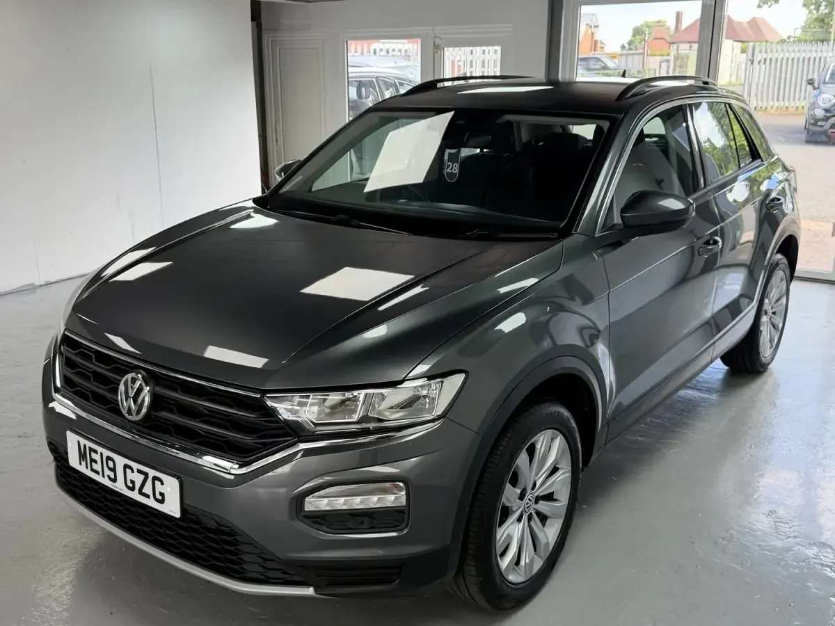 Used VW T-Roc SE 115 HP (84 kW) 2019 Grey SUV