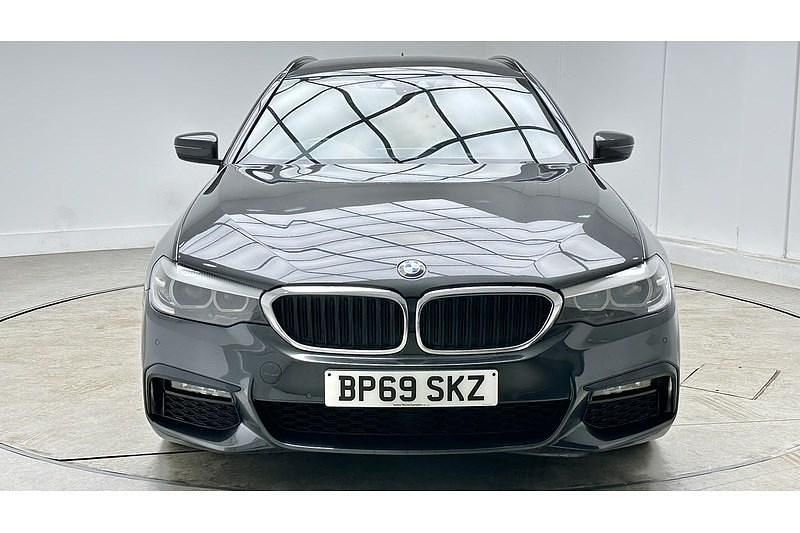 Used BMW 520 M Sport 190 HP (139 kW) 2019 Grey Estate