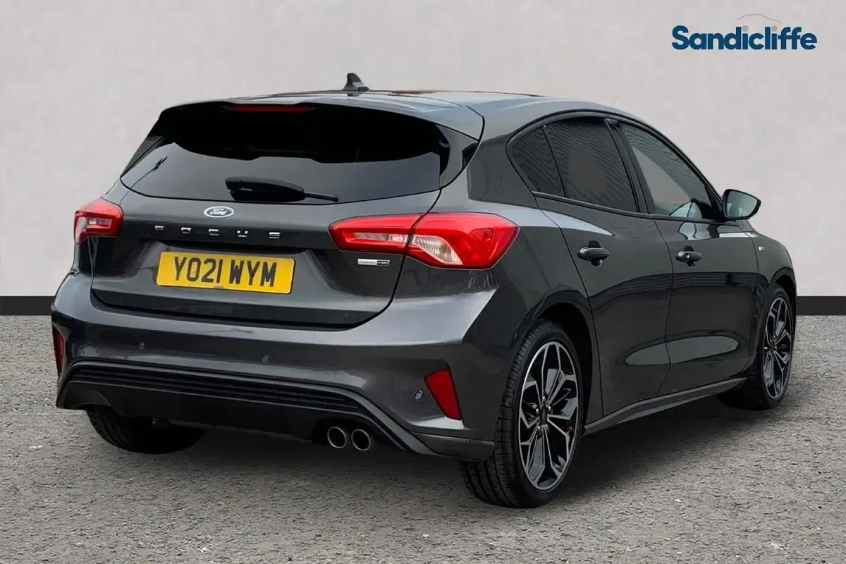 Used Ford Focus ST-Line X 125 HP (91 kW) 2021 Grey Hatchback
