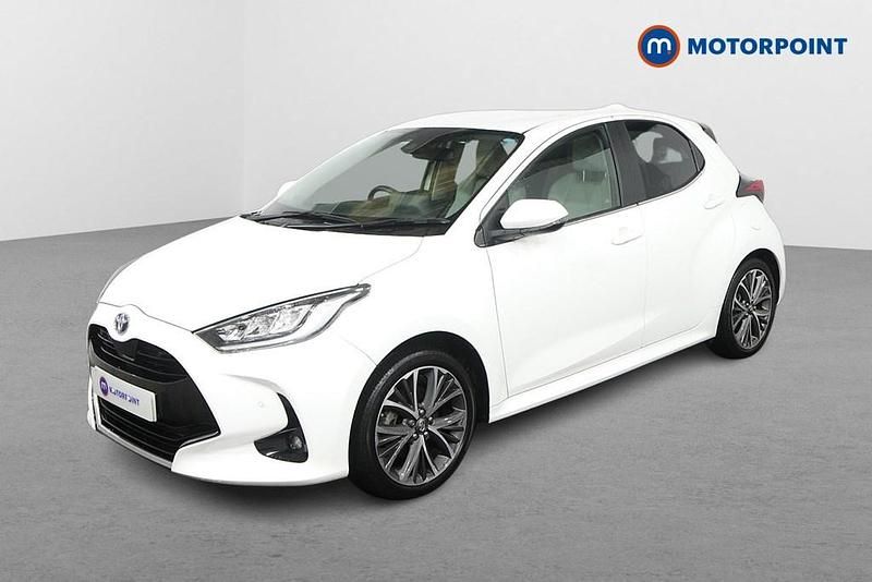 Used Toyota Yaris Hybrid 2022 White Hatchback