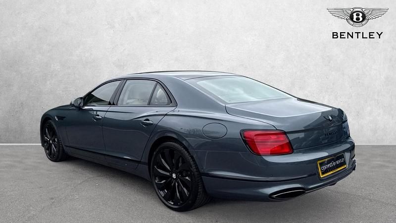 New Bentley Flying Spur 680 HP (500 kW) 2026 Grey Sedan