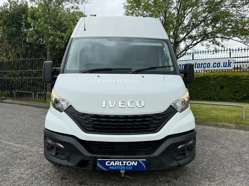 Begagnad Iveco Daily 2019 Vit Van
