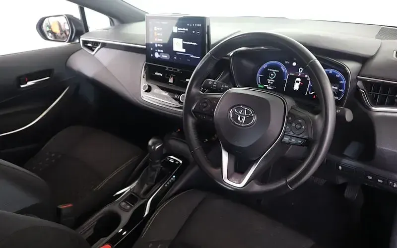Used Toyota Corolla 140 HP (102 kW) 2026 Estate