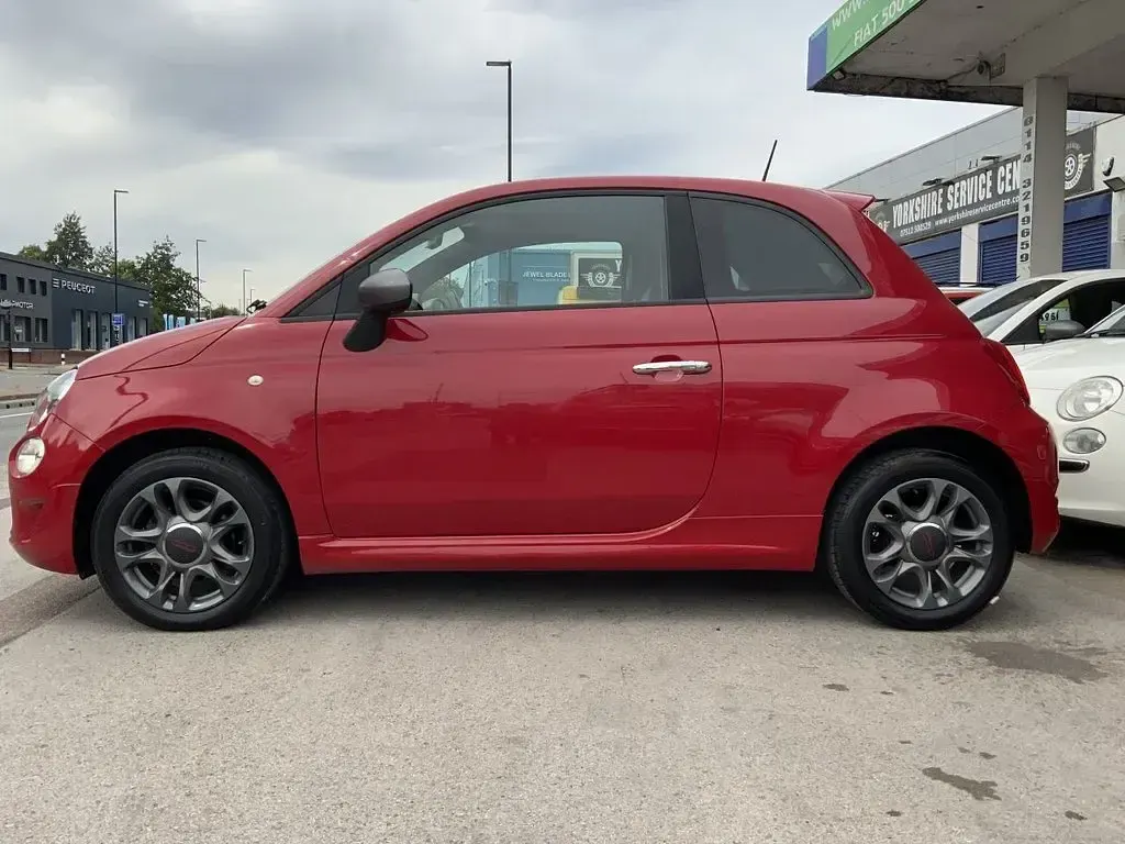 Used Fiat 500 S 69 HP (50 kW) 2016 Red Hatchback