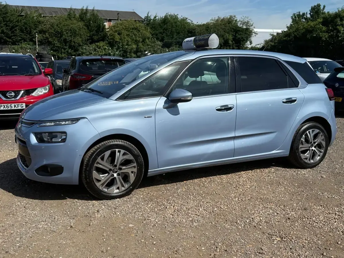 Used Citroën C4 Picasso Exclusive 2016 Blue MPV