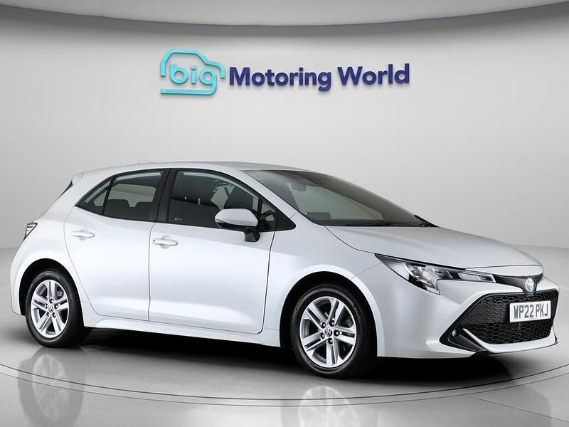 White Used 2022 Toyota Corolla Hatchback | £16,000 (Super price) - Image 1/4