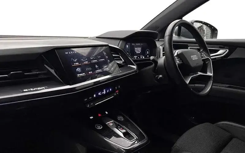 Used Audi Q4 e-tron S-Line 150 kW (204 HP) 2023 SUV