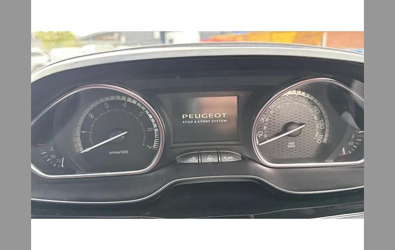 Used Peugeot 2008 GT-line 131 HP (96 kW) 2019 Red SUV