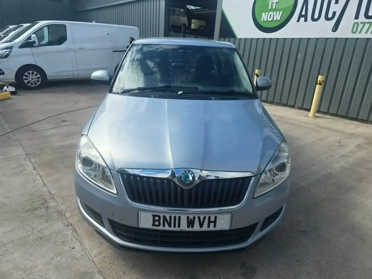 Used Skoda Fabia SE 86 HP (63 kW) 2011 Blue Hatchback