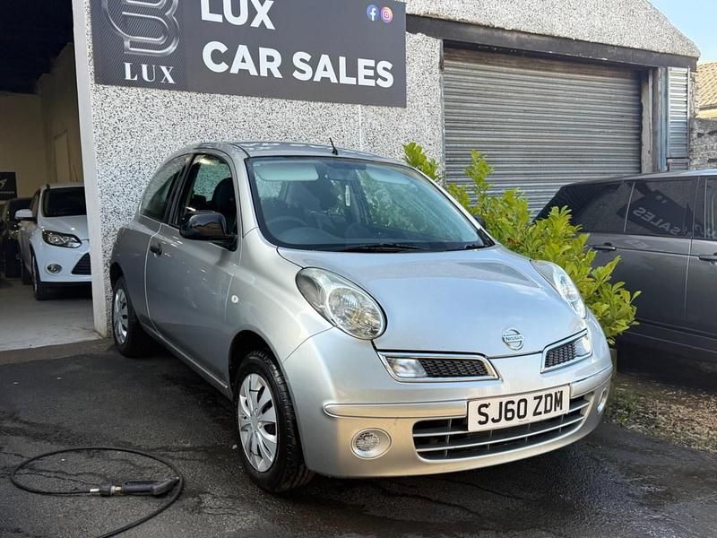 Usado Nissan Micra Visia 2010 Prateado Citadino