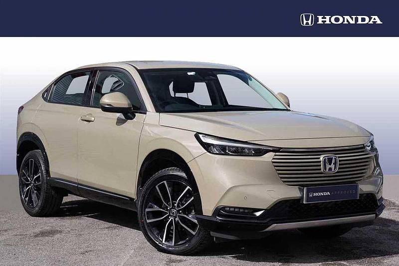 Used Honda HR-V Advance 131 HP (96 kW) 2023 Beige SUV