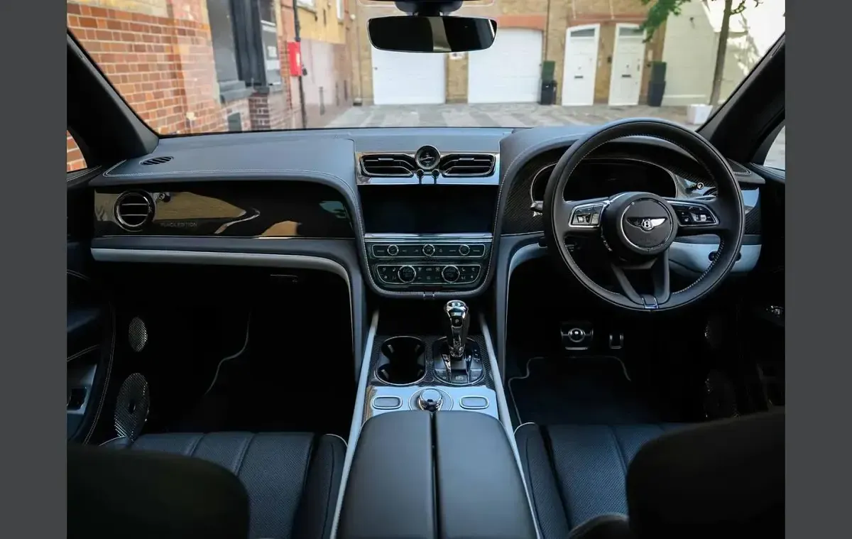 Used Bentley Bentayga 542 HP (398 kW) 2025 Green SUV