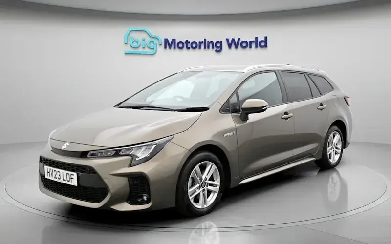Used Suzuki Swace 140 HP (102 kW) 2023 Estate