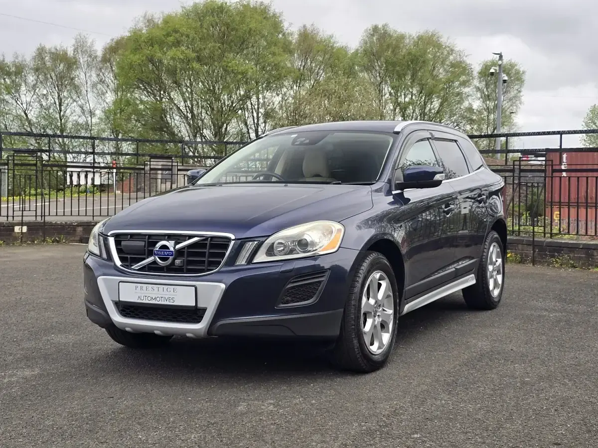 Used Volvo XC60 SE 2012 Blue SUV