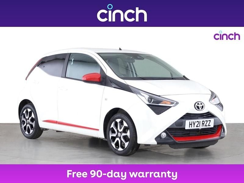 White Used 2021 Toyota Aygo Trend Hatchback | £9,699 (Fair price) - Image 1/3