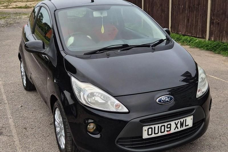 Black Used 2009 Ford Ka Zetec Hatchback | £2,000 (Fair price) - Image 1/1