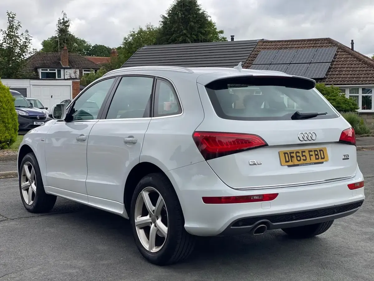 Used Audi Q5 S-Line 190 HP (139 kW) 2015 White SUV