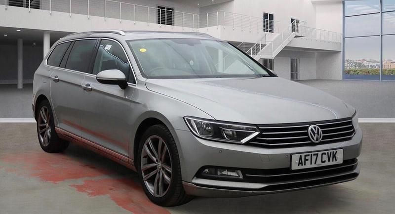 Used VW Passat GT 150 HP (110 kW) 2017 Silver Estate