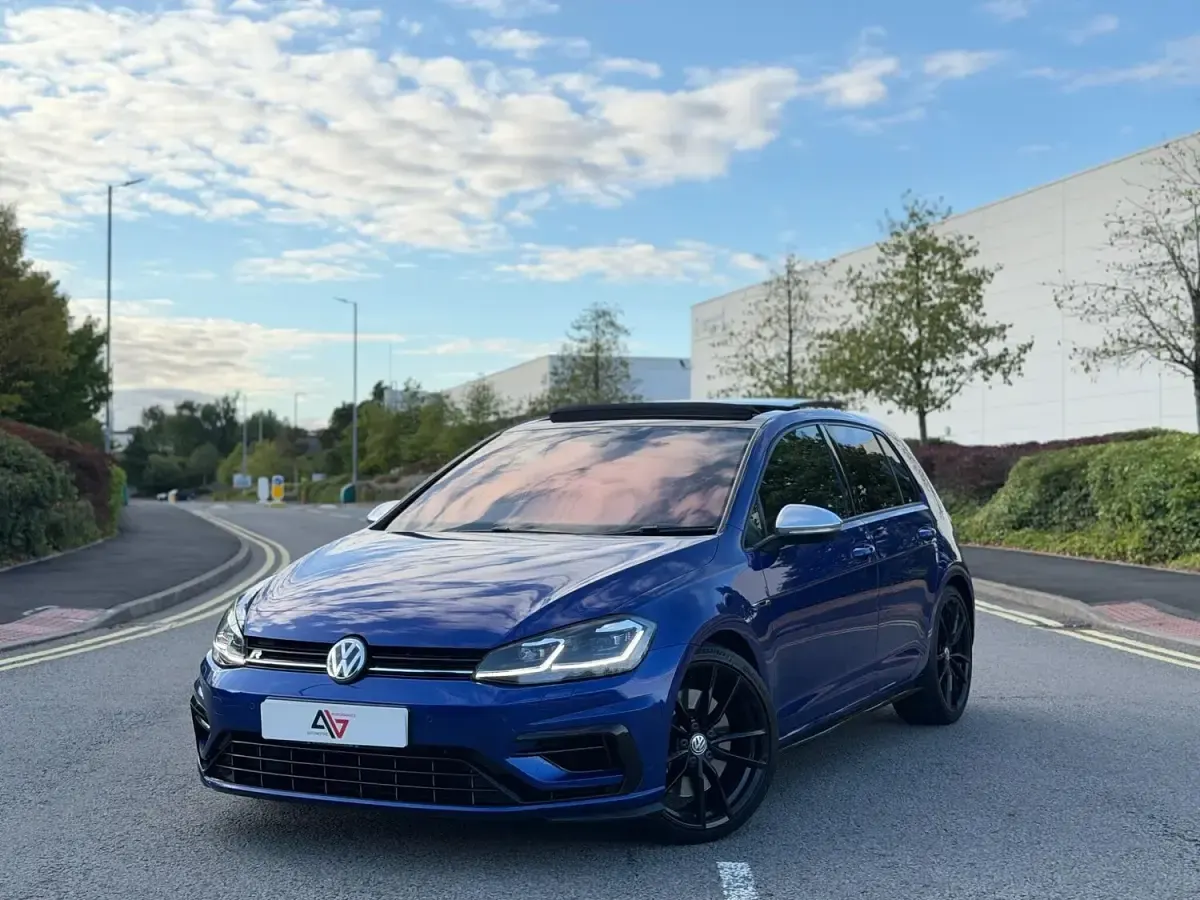 Used VW Golf VII R 310 HP (228 kW) 2018 Blue Hatchback