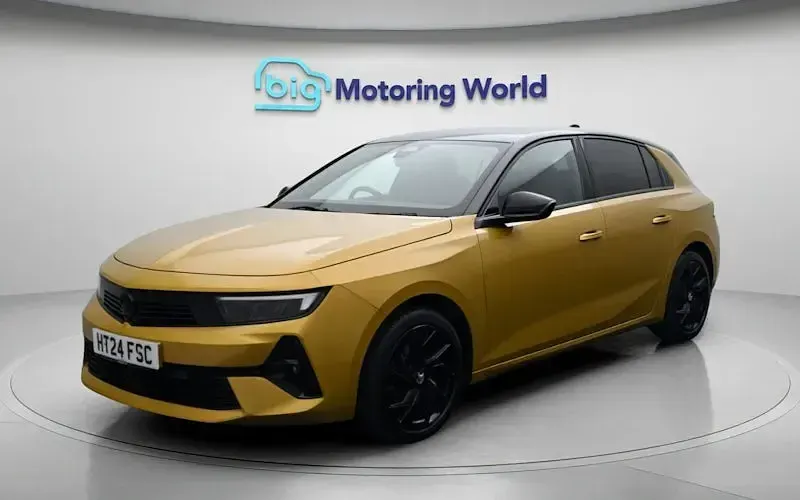 Used Vauxhall Astra 131 HP (96 kW) 2026 Hatchback