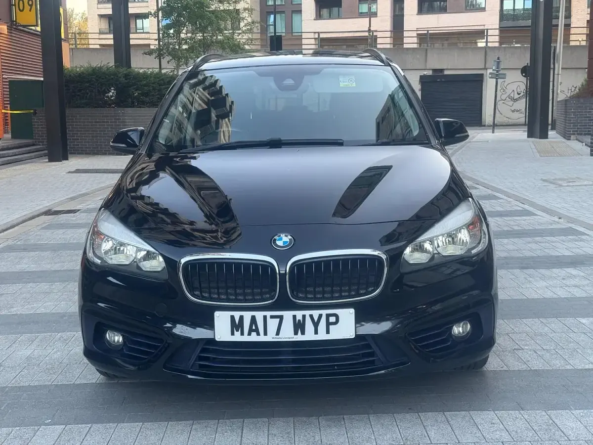Used BMW 218 Sport Line 136 HP (100 kW) 2017 Black Estate