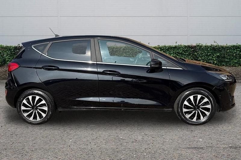 Usado Ford Fiesta Titanium 2023 Negro Utilitario