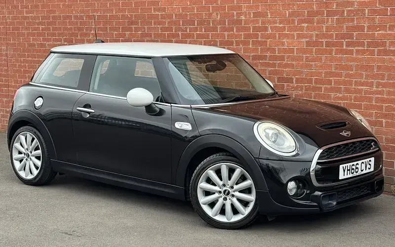 Used Mini Cooper S Hatch 170 HP (125 kW) 2017 Hatchback