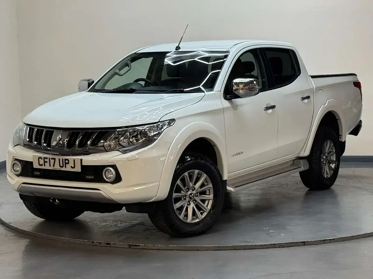 Used Mitsubishi L200 Warrior 2017 White Pickup