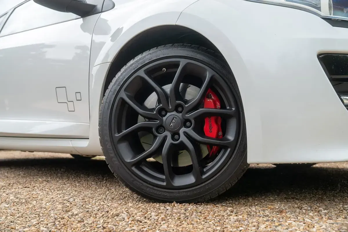 Used Renault Mégane Coupé Trophy 275 HP (202 kW) 2014 White Coupe