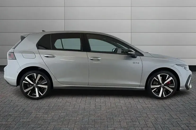 Used VW Golf VIII GTE 272 HP (200 kW) 2026 Silver Hatchback