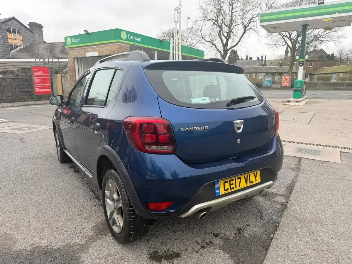 Gebraucht Dacia Sandero Ambiance 90 PS (66 kW) 2017 Blau Kleinwagen
