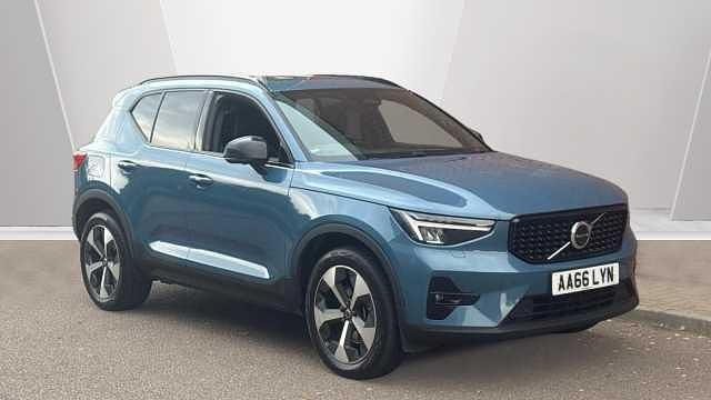 Used 2023 Volvo XC40 Ultimate SUV | £32,250 (Fair price) - Image 1/3