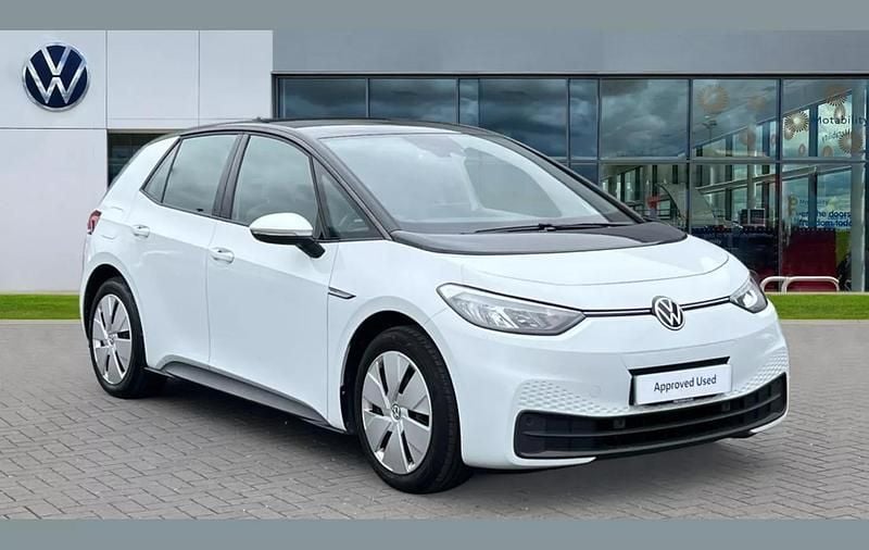 Glacier white metallic black Used 2021 VW ID.3 Pro Performance Hatchback | £13,968 (Fair price) - Image 1/4