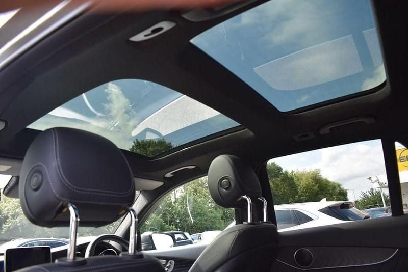 Used Mercedes GLC220 AMG Line Premium 170 HP (125 kW) 2018 Grey Estate