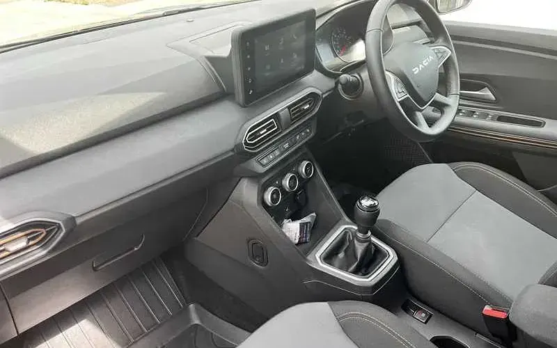 Used Dacia Sandero Extreme 110 HP (80 kW) 2024 Green Hatchback