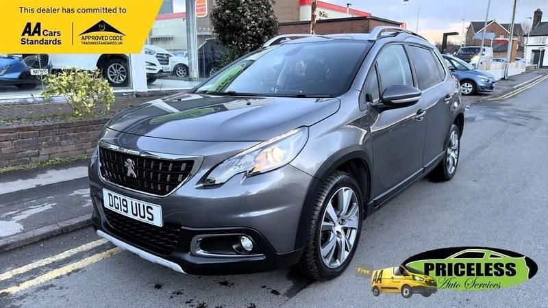 Used Peugeot 2008 Allure 110 HP (80 kW) 2019 Grey SUV