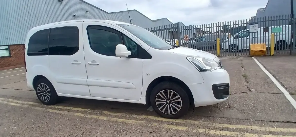 Used Peugeot Partner Tepee Active 2017 White MPV