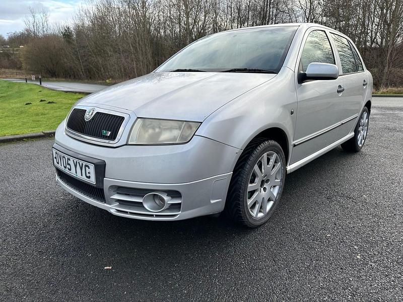 Used Skoda Fabia vRS 130 HP (95 kW) 2005 Silver Hatchback