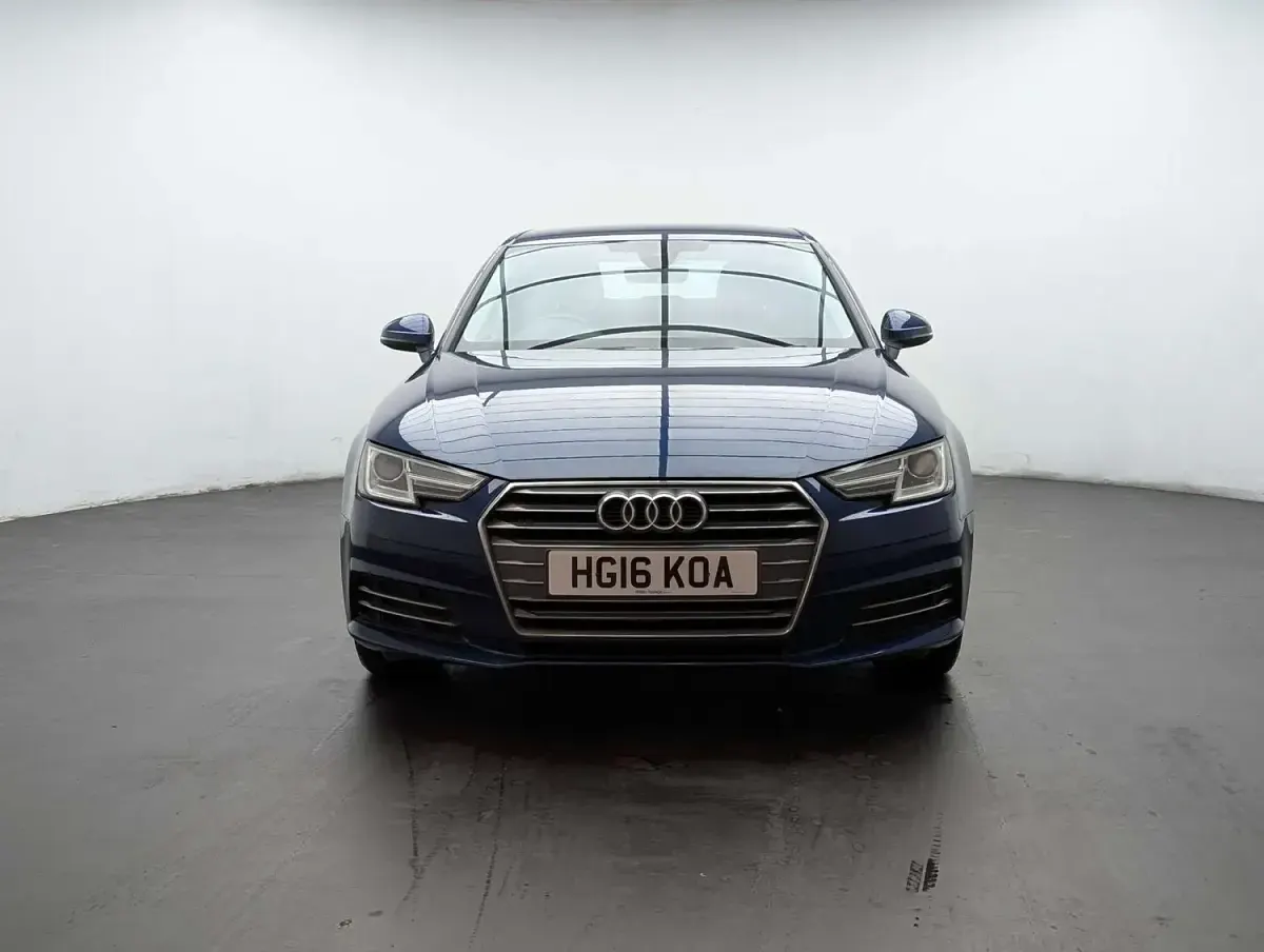 Used Audi A4 Sport 150 HP (110 kW) 2016 Blue Sedan