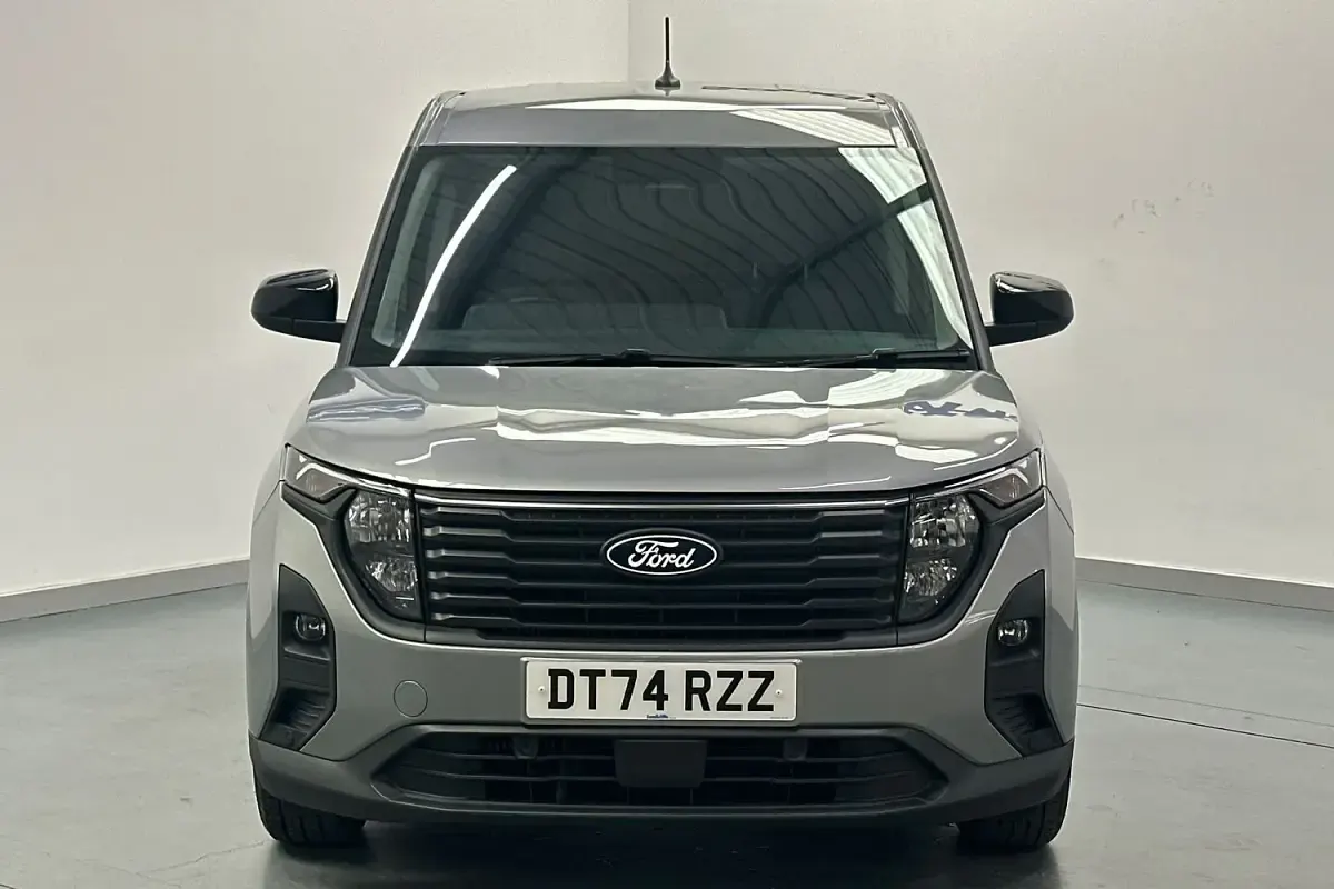 Used Ford Transit Courier Limited 125 HP (91 kW) 2025 Solar silver (metallic paint) Van