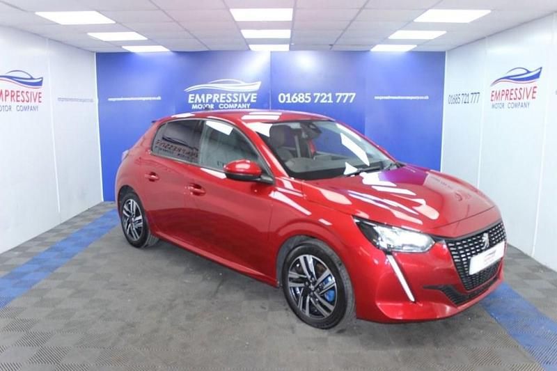 Used Peugeot 208 Allure 100 HP (73 kW) 2021 Red Hatchback
