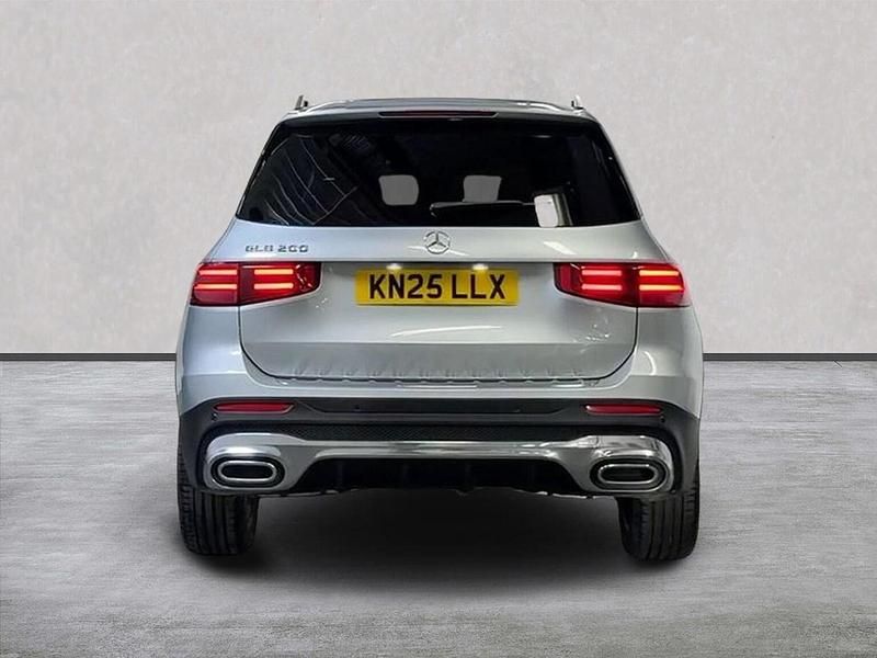 Used Mercedes GLB200 Executive 163 HP (119 kW) 2025 Silver SUV