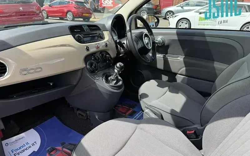 Used Fiat 500 Lounge 69 HP (50 kW) 2014 Beige Hatchback
