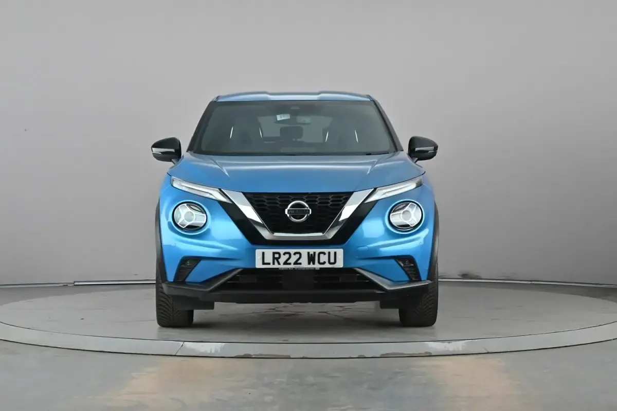 Used Nissan Juke Tekna 114 HP (83 kW) 2022 Blue SUV