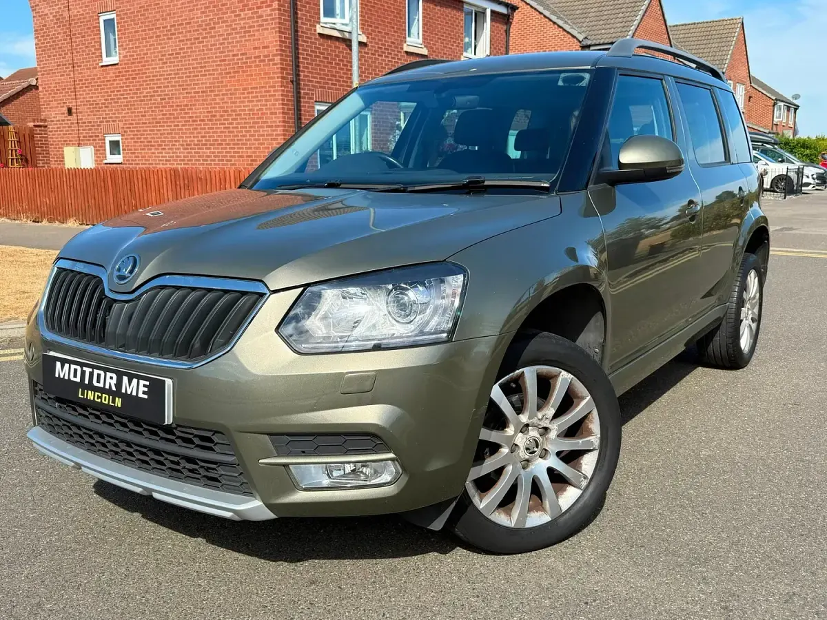 Used Skoda 110 R SE L 110 HP (80 kW) 2016 Green Hatchback
